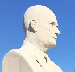 ikedenisonbust